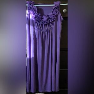 Petite Small Forever 21 Vibrant Purple Midi Dress, rose designed slight v neck.